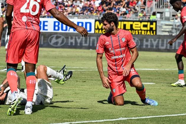 Sebastiano Luperto of Cagliari Calcio during Cagliari Calcio vs Parma Calcio, Italian soccer Serie A match in Cagliari, Italy, September 13 2025  Copyright: xLuigixCanu IPAxSportx xipa-agency.netx xx IPA_64779691 IPA_Agency_IPA64779691