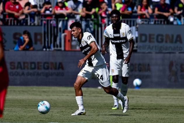 Parma s Christian Nahuel Ordonez in action during the Serie A soccer match between Cagliari Calcio and Parma at the Unipol Domus in Cagliari, Sardinia - Saturday, 13 september 2025. - Soccer  Copyright: xGianlucaxZuddas LaPressex