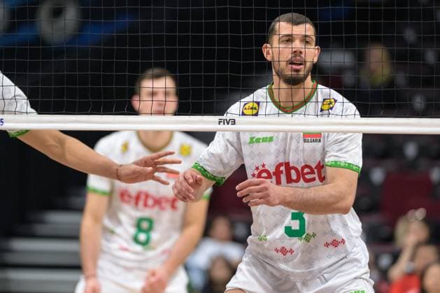 September 13, 2025, Pasay City, Manila, Philippines: Germany vs Bulgaria in the Pool Phase during the FIVB Mens Volleyball World Championship, WM, Weltmeisterschaft 2025 in Manila, Philippines. Bulgaria beat Germany in 3 sets. Bulgarias Iliya PETKOV at the net Pasay City Philippines - ZUMAr144 20250913_zap_r144_048 Copyright: xJaynexRussellx