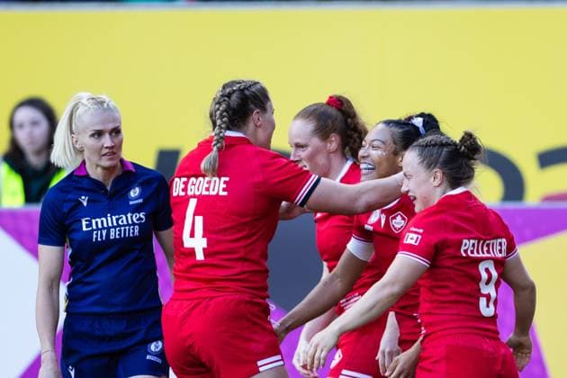 Canada Women v Australia Women s Rugby World Cup 2025 13 09 2025. quarter final Asia Hogan-Rochester of Canada celebrates scoring her sides first try during the Women s Rugby World Cup 2025 match between Canada Women and Australia at Ashton Gate, Bristol, England on 13 September 2025. Bristol Ashton Gate Bristol England Editorial use only , Copyright: xSimonxKingx PSI-22815-0014