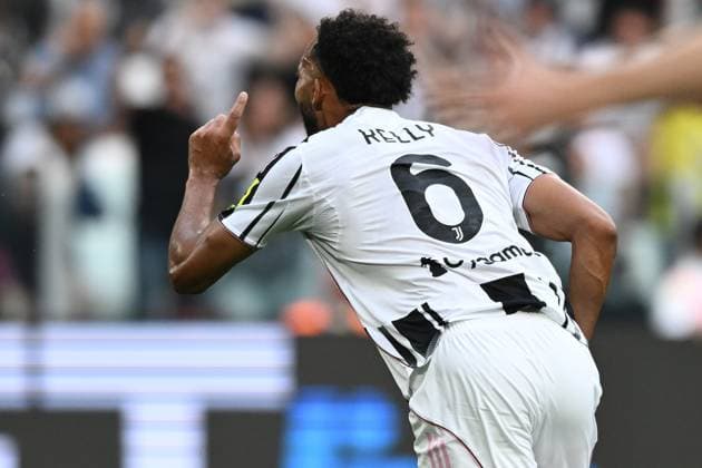 Db Torino 13 09 2025 - campionato di calcio serie A Juventus-inter foto Daniele Buffa Image nella foto: esultanza gol Lloyd Kelly 