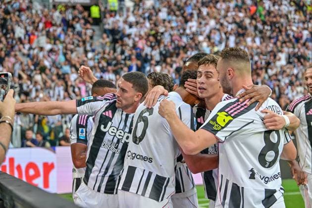 Players of Juventus celebrates the goal during Juventus FC vs Inter - FC Internazionale, Italian soccer Serie A match in Turin, Italy, September 13 2025  Copyright: xTommasoxFimiano IPAxSportx xipa-agency.netx xx IPA_64790869 IPA_Agency_IPA64790869
