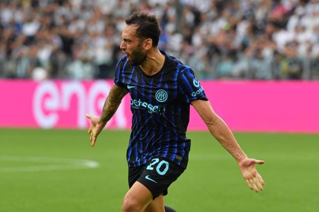 Foto IPP Massimo Rana Torino 13-09-2025 Calcio Campionato di Serie A 2025 2026 Juventus-Inter nella foto esulta calhanoglu hakan Italy Photo Press - World Copyright italy ITALY  Copyright: xR4924_italyphotopressx