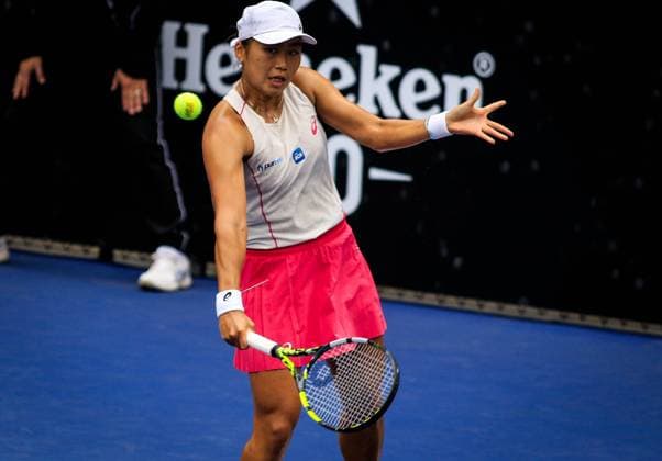 WTA, Tennis Damen 250 SP OPEN SaO PAULO, SP - 13.09.2025: WTA 250 SP OPEN - The first edition of the SP Open, a WTA 250 series tournament played on hard courts, will take place at Villa-Lobos Park, in the west zone of Sao Paulo. The event marks Sao Paulo& 39;s return to the official WTA calendar after 25 years and is the largest women& 39;s tournament in Brazil since 2016. In addition to the sporting competitions with 32 players in the singles and 16 doubles. In the photo, tennis player Janice Tjen (INA) during a SP Open match against tennis player Francesca Jones (GBR) this Saturday (13). (Photo: Aloisio Mauricio Fotoarena) x2805940x  AloisioxMauricio