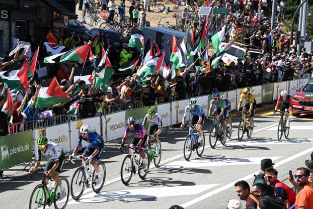 13-09-2025 Vuelta A Espana; Tappa 20 Robledo De Chavela - Bola Del Mundo; Puerto De Navacerrada; 