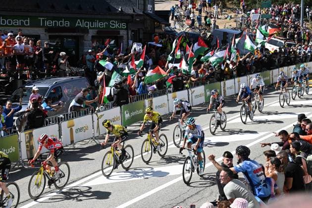 13-09-2025 Vuelta A Espana; Tappa 20 Robledo De Chavela - Bola Del Mundo; 2025, Visma - Lease A Bike; Vingegaard, Jonas; Puerto De Navacerrada; 