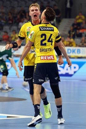 13 09 2025, xrekx, Handball Daikin HBL, Rhein Neckar Loewen ThSV Eisenach v l Edwin Aspenbäck Aspenbaeck Rhein Necker Loewen celebrates his goal DFL DFB REGULATIONS PROHIBIT ANY USE OF PHOTOGRAPHS as IMAGE SEQUENCES and or QUASI VIDEO Mannheim