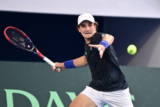 Davis Cup - Stefanos SAKELLARIDIS of Greece (white) in action against Joao FONSECA of Brasil (dark blue) during the Davis Cup World Group 1st Round tennis match between Greece and Brasil held in OAKA Stadium in Athens, Greece, 13 September 2025. IMAGO ONE INCH PRODUCTIONS ATHENS Greece Copyright: xONExINCHxPRODUCTIONSx 6654165