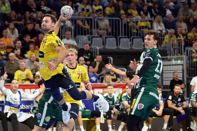 13 09 2025, xrekx, Handball Daikin HBL, Rhein Neckar Loewen ThSV Eisenach v l Dani Baijens Rhein Necker Loewen DFL DFB REGULATIONS PROHIBIT ANY USE OF PHOTOGRAPHS as IMAGE SEQUENCES and or QUASI VIDEO Mannheim