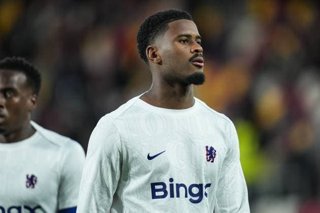 Premier League Brentford v Chelsea Jorrel Hato of Chelsea ahead of the Premier League match Brentford vs Chelsea at The Gtech Community Stadium, London, United Kingdom, 13th September 2025 (Photo by Harvey Murphy News Images) Copyright: xHarveyxMurphy NewsxImagesx