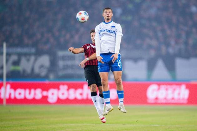 13 09 2025 Soccer, 2025 2026, 2 Bundesliga, 5 Matchday, Hannover 96 Hertha BSC Berlin L R Enzo Leopold Hannover , Michael Cuisance Berlin DFL REGULATIONS PROHIBIT ANY USE OF PHOTOGRAPHS AS IMAGE SEQUENCES AND OR QUASI VIDEO