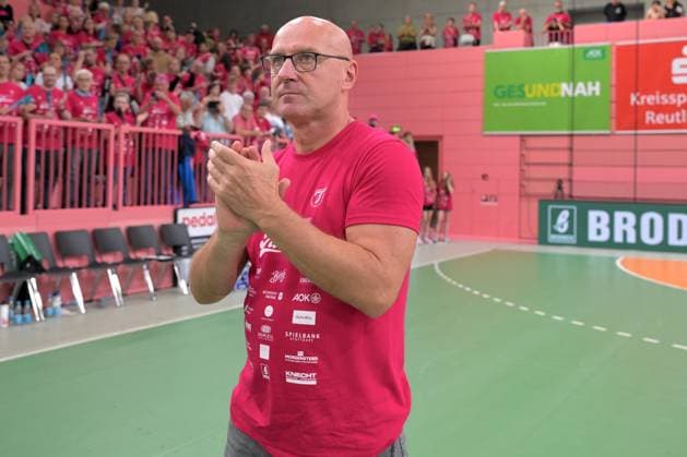 Ferenc Rott TusSies Metzingen, Managing Director after the first game in the Paul Horn Arena in the season in Tuebingen TusSies Metzingen vs BSV Sachsen Zwickau, Handball, Alsco HBF, 3 League Matchday, Season 2025 2026, 13 09 2025 TusSies Metzingen vs BSV Sachsen Zwickau, Handball, Alsco HBF, 3 League Matchday, Season 2025 2026, 13 09 2025 Tuebingen Copyright: xEibner-Pressefoto TobiasxBaurx EP_TBR