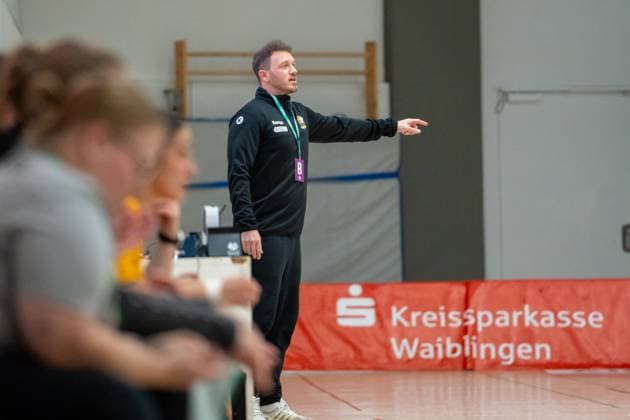 Handball I Women I Season 2025 2026 I 2 Bundesliga I 3 Matchday I VfL Waiblingen HC Rödertal I 13 09 2025 Coach Michael Stettner VfL Waiblingen Tigers Waiblingen Rundsporthalle Baden Württemberg Germany Copyright: xLobeca MaxxPetershansx