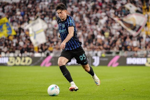 Inter MilanÕs Alessandro Bastoni during the Serie A soccer match between Juventus and Inter at the Allianz Stadium in Turin, north west Italy - Saturday, Septermber 13, 2025. - Soccer .  Copyright: xMarcoxAlpozzi LaPressex