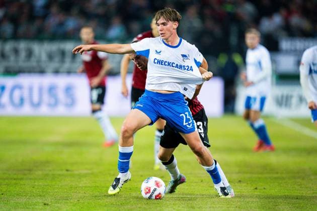 13 09 2025 Soccer, 2025 2026, 2 Bundesliga, 5 Matchday, Hannover 96 Hertha BSC Berlin L R Maurice Neubauer Hannover , Kennet Eichhorn Berlin DFL REGULATIONS PROHIBIT ANY USE OF PHOTOGRAPHS AS IMAGE SEQUENCES AND OR QUASI VIDEO