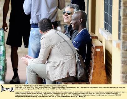 Football, EURO 2012, Singer Andrea Bocelli visits the Italian team at the training camp