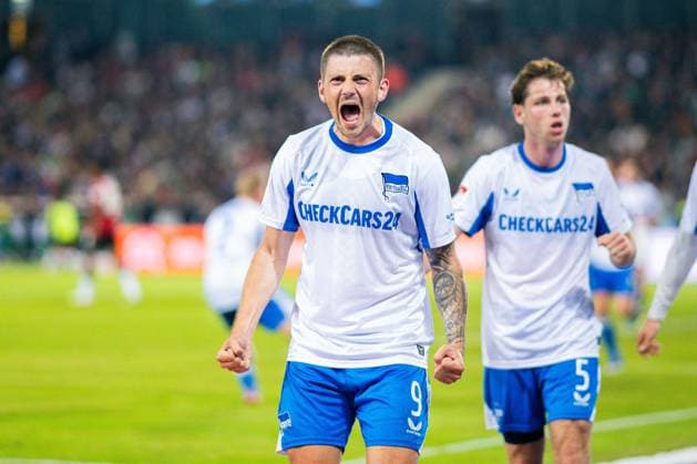 13 09 2025 Soccer, 2025 2026, 2 Bundesliga, Matchday 5, Hannover 96 Hertha BSC Berlin Dawid Kownacki Berlin cheers after his goal to 0 2 DFL REGULATIONS PROHIBIT ANY USE OF PHOTOGRAPHS AS IMAGE SEQUENCES AND OR QUASI VIDEO