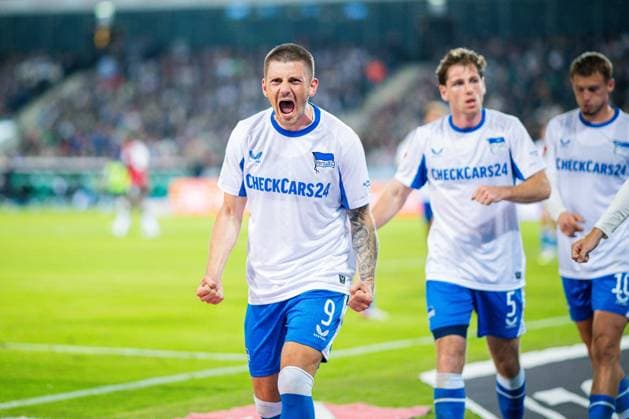 13 09 2025 Soccer, 2025 2026, 2 Bundesliga, Matchday 5, Hannover 96 Hertha BSC Berlin Dawid Kownacki Berlin cheers after his goal to 0 2 DFL REGULATIONS PROHIBIT ANY USE OF PHOTOGRAPHS AS IMAGE SEQUENCES AND OR QUASI VIDEO