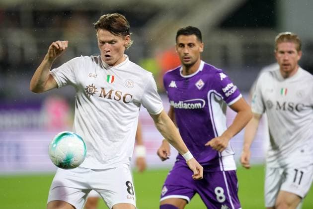 FLORENCE, ITALY, September 13: Scott McTominay of SSC Napoli during the Serie A match between ACF Fiorentina and SSC Napoli in Florencw, Italy. Copyright: xFOTOAGENZIAx