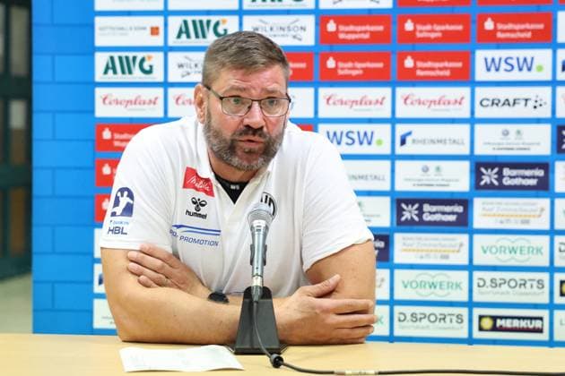 GER, 1 HBL bergischer HC vs GWD Minden 13 09 2025, Unihalle, Wuppertal, GER, 1 HBL bergischer HC vs GWD Minden, in the picture press conference PK after the game, Markus Puetz Puetz Co Coach BHC , nordphotoxGmBHx xMeuter nph00351