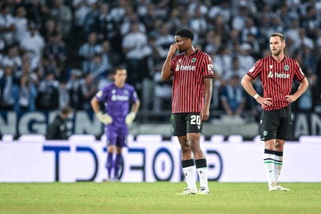 2 Bundesliga Hannover 96 Hertha BSC Berlin on 13 09 2025 at the HDI Arena in Hannover Ime Okon Hannover dissatisfied, disappointed, disappointed, dejected MT
