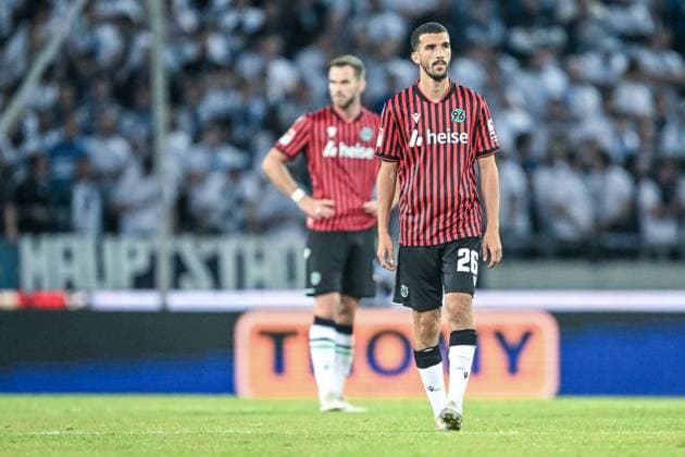 2 Bundesliga Hannover 96 Hertha BSC Berlin on 13 09 2025 at the HDI Arena in Hannover Waniss Taï¯bi Hannover dissatisfied, disappointed, disappointed, dejected MT