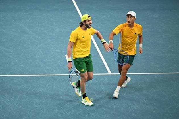 TENNIS DAVIS CUP AUSTRALIA BELGIUM, Rinky Hijikata (right) and Jordan Thompson of Australia celebrate during their doubles match against Sander Gille and Joran Vliegen of Belgium during the Davis Cup qualifying second round match at Ken Rosewall Arena in Sydney, Sunday, September 14, 2025. ( NO ARCHIVING, EDITORIAL USE ONLY SYDNEY NEW SOUTH WALES AUSTRALIA ALBION PARK  Copyright: xDEANxLEWINSx 20250914113450955055