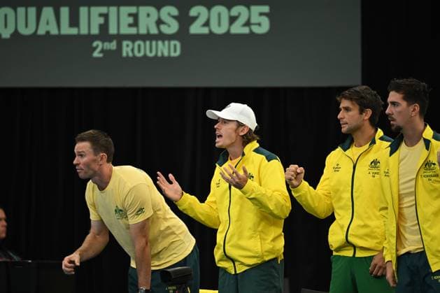 TENNIS DAVIS CUP AUSTRALIA BELGIUM, Team Australia reacts as Rinky Hijikata and Jordan Thompson of Australia take on Sander Gille and Joran Vliegen of Belgium during the Davis Cup qualifying second round match at Ken Rosewall Arena in Sydney, Sunday, September 14, 2025. ( NO ARCHIVING, EDITORIAL USE ONLY SYDNEY NEW SOUTH WALES AUSTRALIA ALBION PARK  Copyright: xDEANxLEWINSx 20250914175935729285