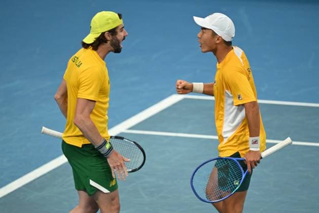 TENNIS DAVIS CUP AUSTRALIA BELGIUM, Rinky Hijikata and Jordan Thompson of Australia celebrate following their doubles win over Sander Gille and Joran Vliegen of Belgium during the Davis Cup qualifying second round match at Ken Rosewall Arena in Sydney, Sunday, September 14, 2025. ( NO ARCHIVING, EDITORIAL USE ONLY SYDNEY NEW SOUTH WALES AUSTRALIA ALBION PARK  Copyright: xDEANxLEWINSx 20250914120807393025
