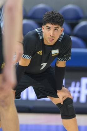 September 14, 2025, Quezon City, Manila, Philippines: Finland vs Argentina in the Pool Phase during the FIVB Mens Volleyball World Championship, WM, Weltmeisterschaft 2025 in Manila, Philippines. Argentina win in a 5 set match. Argentinas Matias SANCHEZ PAGES waits for a serve. Quezon City Philippines - ZUMAr144 20250914_zap_r144_003 Copyright: xJaynexRussellx