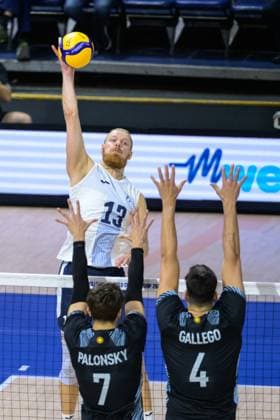 September 14, 2025, Quezon City, Manila, Philippines: Finland vs Argentina in the Pool Phase during the FIVB Mens Volleyball World Championship, WM, Weltmeisterschaft 2025 in Manila, Philippines. Argentina win in a 5 set match. Finlands Joonas Mikael JOKELA in action Quezon City Philippines - ZUMAr144 20250914_zap_r144_024 Copyright: xJaynexRussellx