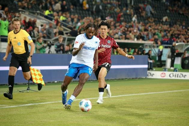 Germany Soccer 2 Bundesliga 2025 26, 5 Matchday Hannover 96 vs Hertha BSC Heinz von Heiden Arena Deyovaisio Zeefuik Hertha BSC, 42 Hayate Matsuda Hannover 96, 27 Copyright: xAymanxAlahmedx