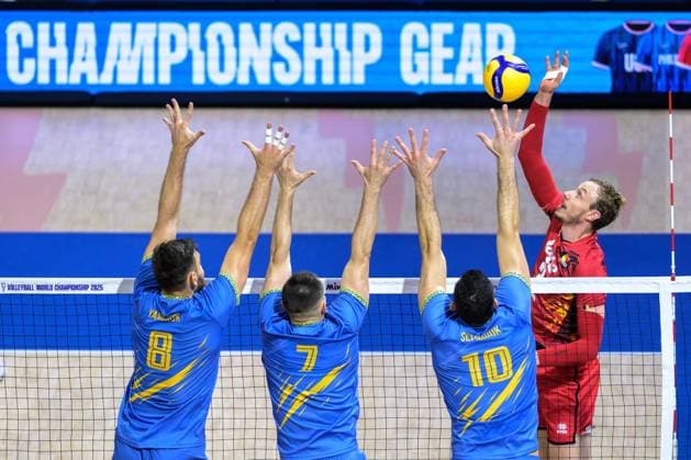 September 14, 2025, Quezon City, Manila, Philippines: Ukraine vs Belgium in the Pool Phase during the FIVB Mens Volleyball World Championship, WM, Weltmeisterschaft 2025 in Manila, Philippines. Belgium win the match in 3 straight sets. Belgium s Sam DEROO in action Quezon City Philippines - ZUMAr144 20250914_zap_r144_042 Copyright: xJaynexRussellx