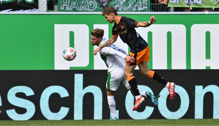 14 09 2025 Soccer Season 2025 2026 2 Soccer Bundesliga 05 Matchday SpVgg Greuther Fürth Kleeblatt 1 FC Kaiserslauten FCK Rote Teufel Sportfoto Zink xwoxzix DFL regulations prohibit any use of photographs as image sequences and or quasi video only for editorial use Gian Luca Gian Luca Itter 27, SpVgg Greuther Fürth Paul Joly 26, 1 FC Kaiserslautern FCK