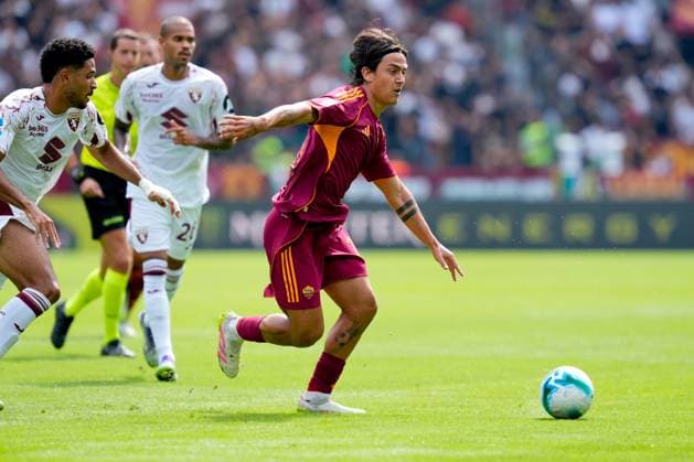 AS Roma v Torino FC - Serie A Enilive Paulo Dybala of AS Roma in action during the Serie A Enilive match between AS Roma and Torino FC at Stadio Olimpico on September 14, 2025 in Rome, Italy. Rome Stadio Olimpico Lazio Italy Copyright: xGiuseppexMaffiax 250914_SerieA_Roma-Torino_GM_2940