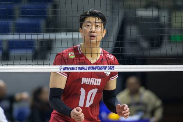 September 14, 2025, Quezon City, Manila, Philippines: France vs Korea in the Pool Phase during the FIVB Mens Volleyball World Championship, WM, Weltmeisterschaft 2025 in Manila, Philippines. France wins the match in 3 straight sets. Koreas Gyeong-Bok NA Quezon City Philippines - ZUMAr144 20250914_zap_r144_053 Copyright: xJaynexRussellx