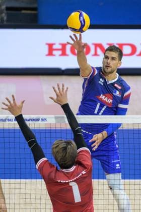 September 14, 2025, Quezon City, Manila, Philippines: France vs Korea in the Pool Phase during the FIVB Mens Volleyball World Championship, WM, Weltmeisterschaft 2025 in Manila, Philippines. France wins the match in 3 straight sets.France s Trevor CLEVENOT in action Quezon City Philippines - ZUMAr144 20250914_zap_r144_067 Copyright: xJaynexRussellx