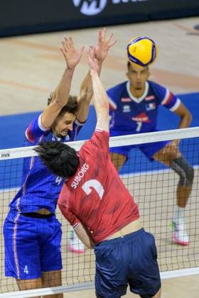 September 14, 2025, Quezon City, Manila, Philippines: France vs Korea in the Pool Phase during the FIVB Mens Volleyball World Championship, WM, Weltmeisterschaft 2025 in Manila, Philippines. France wins the match in 3 straight sets. France s Jean PATRY in action Quezon City Philippines - ZUMAr144 20250914_zap_r144_068 Copyright: xJaynexRussellx