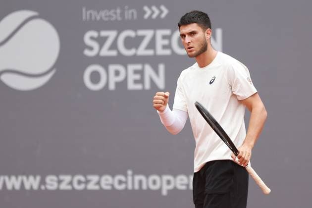 SZCZECIN, 14.09.2025 FINAL TURNIEJU TENISA ZIEMNEGO ATP, Tennis Herren CHALLENGER - FINAL ATP CHALLENGER INVEST IN SZCZECIN OPEN 2025 NZ PABLO LLAMAS RUIZ GESTYKULUJE PO WYGRANIU PILKI PABLO LLAMAS RUIZ GESTURES AFTER WINNING THE BALL FOT. KRZYSZTOF CICHOMSKI NEWSPIX.PL --- newspix.pl 