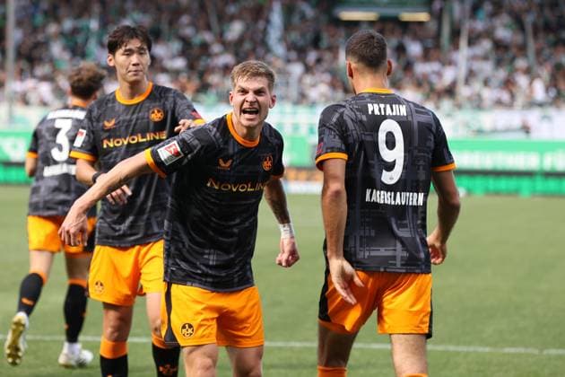 14 09 2025, xmohx, Fußball 2 Bundesliga, SpVgg Greuther Fuerth 1 FC Kaiserslautern v l Torjubel nach dem Tor zum celebrating the goal celebrate 0 2 durch Ivan Prtajin 1 FC Kaiserslautern DFL DFB REGULATIONS PROHIBIT ANY USE OF PHOTOGRAPHS as IMAGE SEQUENCES and or QUASI VIDEO Fuerth