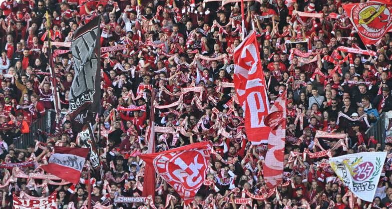 14 09 2025 Soccer Season 2025 2026 2 Soccer Bundesliga 05 Matchday SpVgg Greuther Fürth Kleeblatt 1 FC Kaiserslauten FCK Rote Teufel Sportfoto Zink MeZi xmexzix DFL regulations prohibit any use of photographs as image sequences and or quasi video only for editorial use Fans Fanblock Lautern