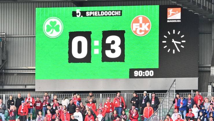14 09 2025 Soccer season 2025 2026 2 Soccer Bundesliga 05 Matchday SpVgg Greuther Fürth Kleeblatt 1 FC Kaiserslauten FCK Rote Teufel Sportfoto Zink xwoxzix DFL regulations prohibit any use of photographs as image sequences and or quasi video only for editorial use Final result on scoreboard