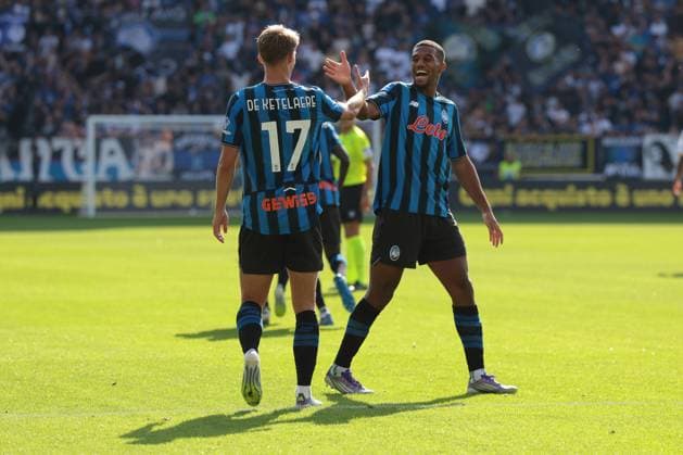 Bergamo, Italy, 14th September 2025. Charles De Ketelaere of Atalanta celebrates with team mate Isak Hien after scoring to give the side a 2-0 lead during the Atalanta vs Lecce Serie A match at New Balance Stadium, Bergamo. Picture credit should read: Jonathan Moscrop Sportimage EDITORIAL USE ONLY. No use with unauthorised audio, video, data, fixture lists, club league logos or live services. Online in-match use limited to 120 images, no video emulation. No use in betting, games or single club league player publications. SPI_025_JM_ATALANTA_LECCE_ SPI-4119-0025