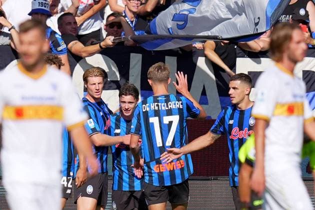 Atalanta s Nicola Zalewski celebrates after scoring 3-0 during the Serie A soccer match between Atalanta and Lecce at the New Balance Stadium in Bergamo , north Italy - Sunday, September 14 , 2025. - Soccer .  Copyright: xSpada LaPressex