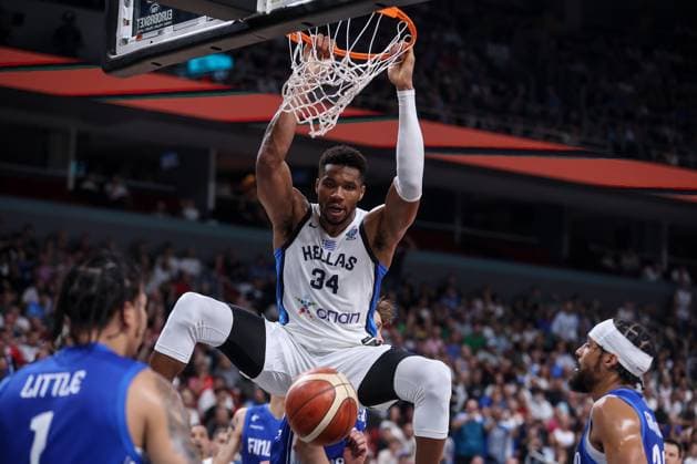 Greece vs - FIBA EuroBasket 2025 - Giannis ANTETOKOUNMPO of Greece in action during the FIBA EuroBasket 2025 3d place basketball match between Greece and Finland at Xiaomi Arena on September 14, 2025, in Riga, Latvia. IMAGO ONE INCH PRODUCTIONS RIGA LATVIA Copyright: xOnexInchxProductionsx 6655526