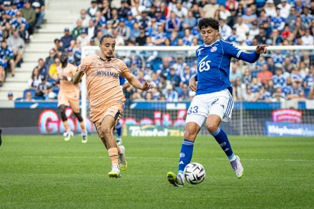 FOOTBALL : Racing Strasbourg vs Le Havre- 4eme journee. Ligue 1 Stade de la Meinau 14 09 2025 Rafael Luis 83 (RCS) et Yassine Kechta 8  Copyright: xelyxandroxcegarrax