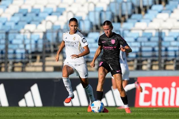 September 14, 2025, Valdebebas, Madrid, Spain: Angela Sosa Martin of Madrid CFF in action during the Spanish Women League, Liga F, football match played between Real Madrid and Madrid CFF at Alfredo Di Stefano stadium on September 14, 2025, in Valdebebas, Madrid, Spain. Valdebebas Spain - ZUMAa181 20250914_zaa_a181_182 Copyright: xOscarxJ.xBarrosox
