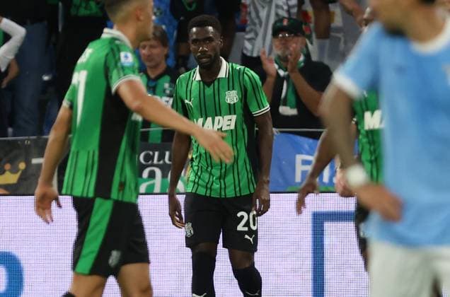 Sassuolo s Alieu Fadera after scoring the goal 1-0 during the Serie A Unilive soccer match between U.S Sassuolo and S.S. Lazio at Mapei stadium, Reggio Emilia, northern Italy, Monday, September 14, 2025. - Soccer - (Photo Michele Nucci - LaPresse)  Copyright: xMichelexNucci LaPressex