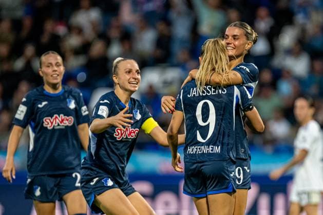 GPFBL TSG Hoffenheim Eintracht Frankfurt 14 09 2025 Jill Janssens 9 TSG and Selina Cerci 29 TSG celebrate together, Vanessa Diehm 6 TSG and Laura Gloning 20 TSG are happy with GPFBL TSG Hoffenheim - Eintracht Frankfurt, Dietmar Hopp Stadion in Hoffenheim, on 14 09 2025 DFB REGULATIONS PROHIBIT ANY USE OF PHOTOGRAPHS AS IMAGE SEQUENCES AND OR QUASI VIDEO Copyright: xBEAUTIFULxSPORTS Gelhardtx