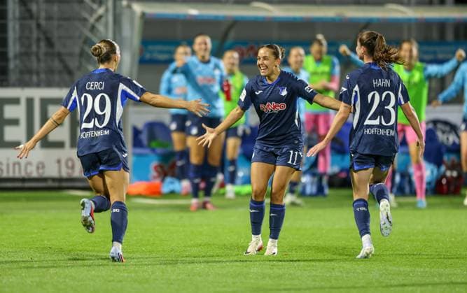 DEU, Hoffenheim, TSG Hoffenheim vs Eintracht Frankfurt, Google Pixel Bundesliga, DFB, Saison 2526, Dietmar Hopp Stadion, 2 Spieltag, im Bild TSG Hoffenheim gewinnt mit 3 0 durch Tore von Selina Cerci Hoffenheim 29 und Linda Natter Hoffenheim 11 , Jubel und Freude DFB DFL REGULATIONS PROHIBIT ANY USE OF PHOTOGRAPHS AS IMAGE SEQUENCES AND OR QUASI VIDEO, 14 09 2025, Copyright: HMBxMedia HendrikxHamelau